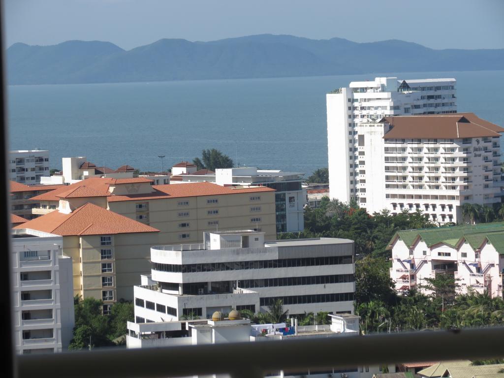 View Talay 1B Serviced Apartments パッタヤー 部屋 写真