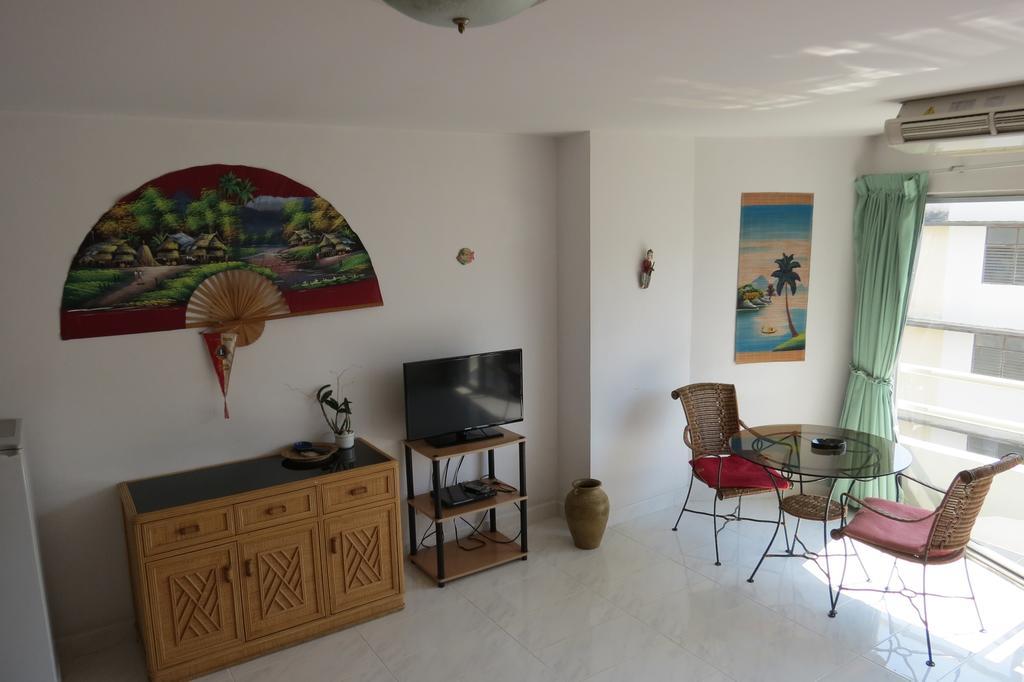 View Talay 1B Serviced Apartments パッタヤー 部屋 写真