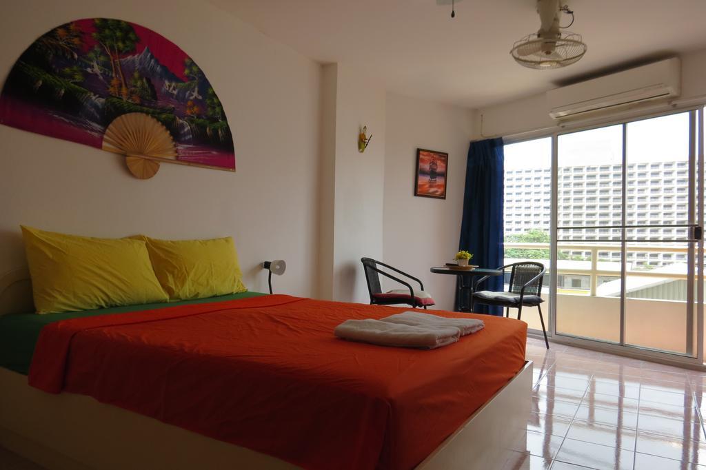 View Talay 1B Serviced Apartments パッタヤー 部屋 写真