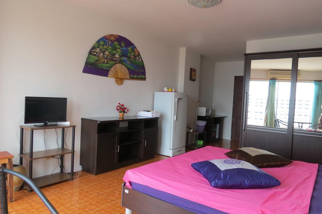 View Talay 1B Serviced Apartments パッタヤー 部屋 写真
